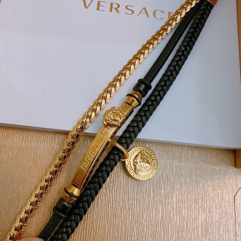 VERSACE